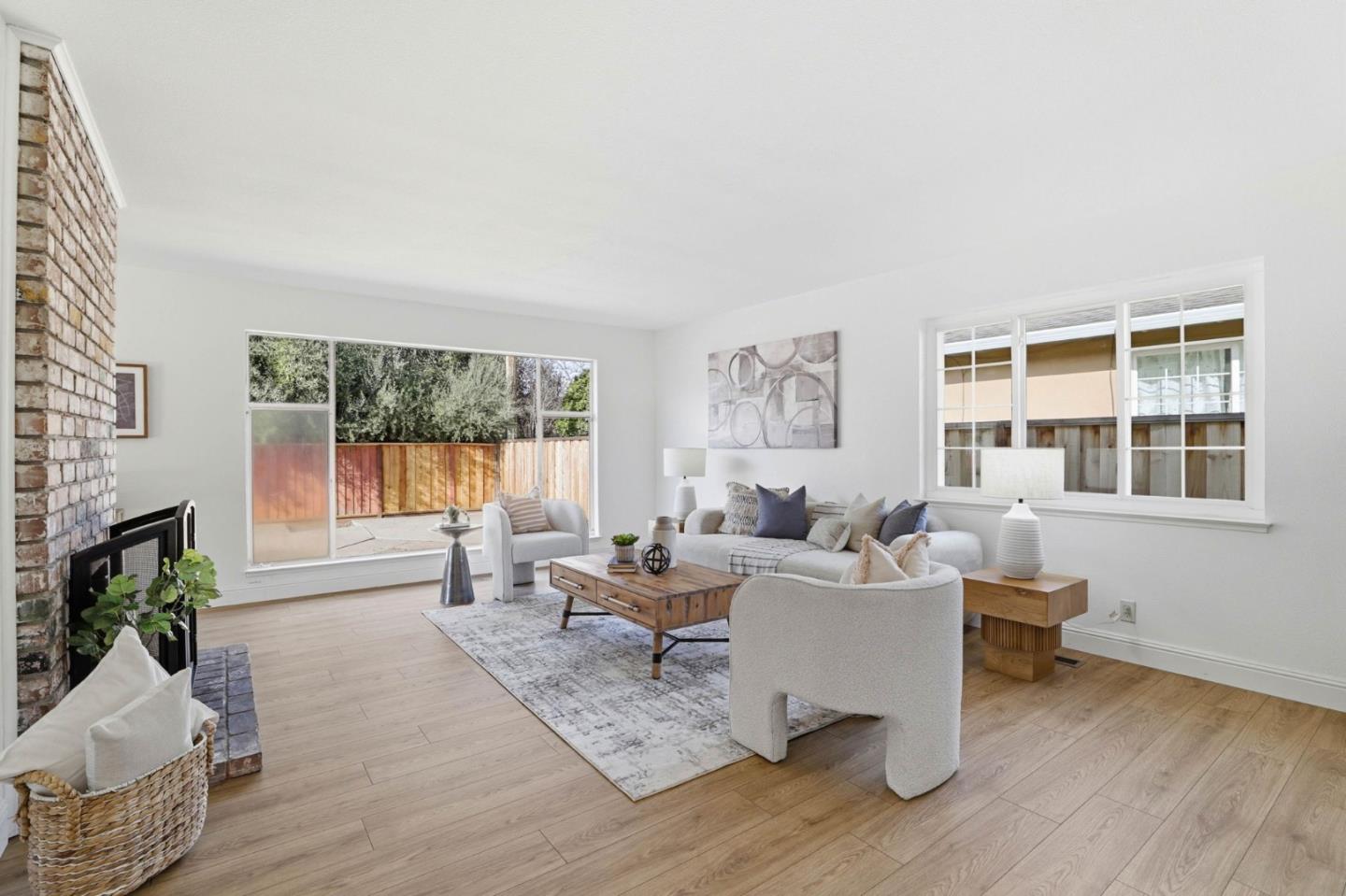 Detail Gallery Image 5 of 33 For 1711 Blossom Hill Road, San Jose,  CA 95124 - 4 Beds | 2 Baths