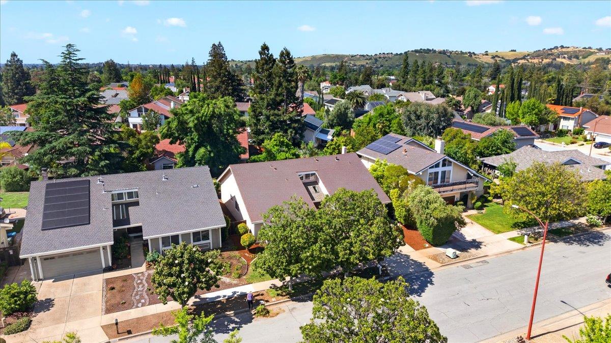 Detail Gallery Image 55 of 59 For 1113 Mcintosh Creek Dr, San Jose,  CA 95120 - 4 Beds | 2/1 Baths