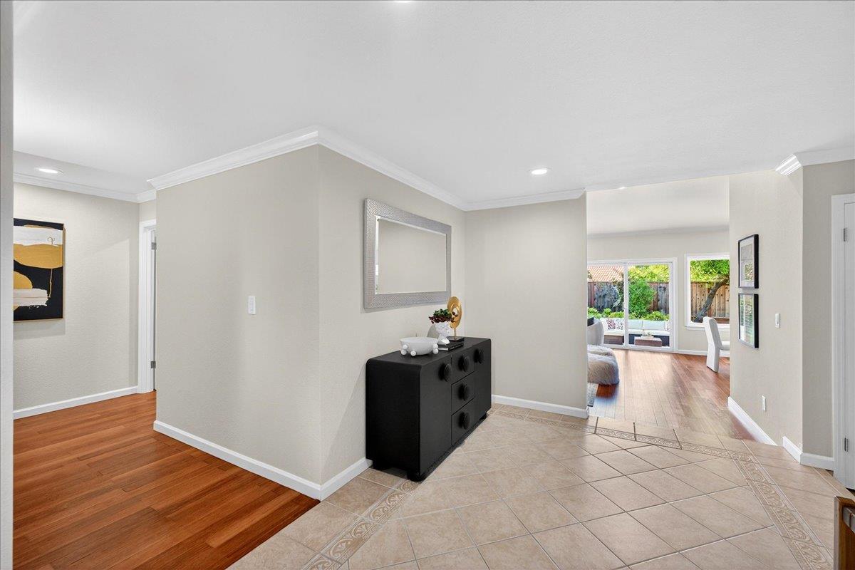 Detail Gallery Image 6 of 59 For 1113 Mcintosh Creek Dr, San Jose,  CA 95120 - 4 Beds | 2/1 Baths