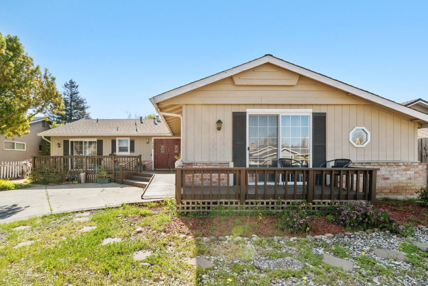 Detail Gallery Image 3 of 33 For 1708 Hallmark Ln, San Jose,  CA 95124 - – Beds | – Baths