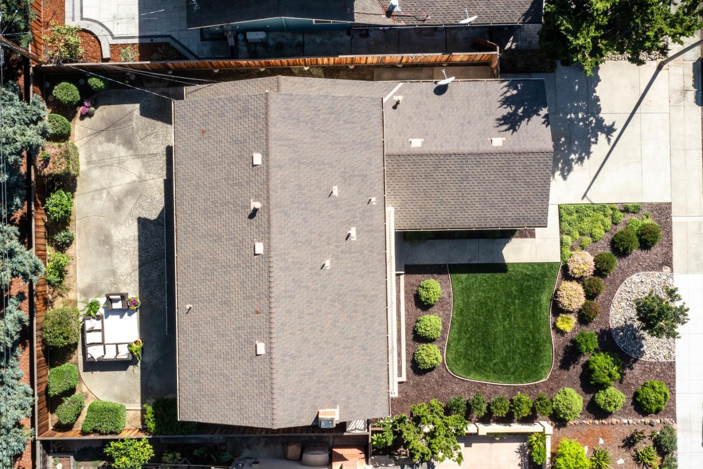 Detail Gallery Image 20 of 26 For 880 Russet Dr, Sunnyvale,  CA 94087 - 6 Beds | 3 Baths