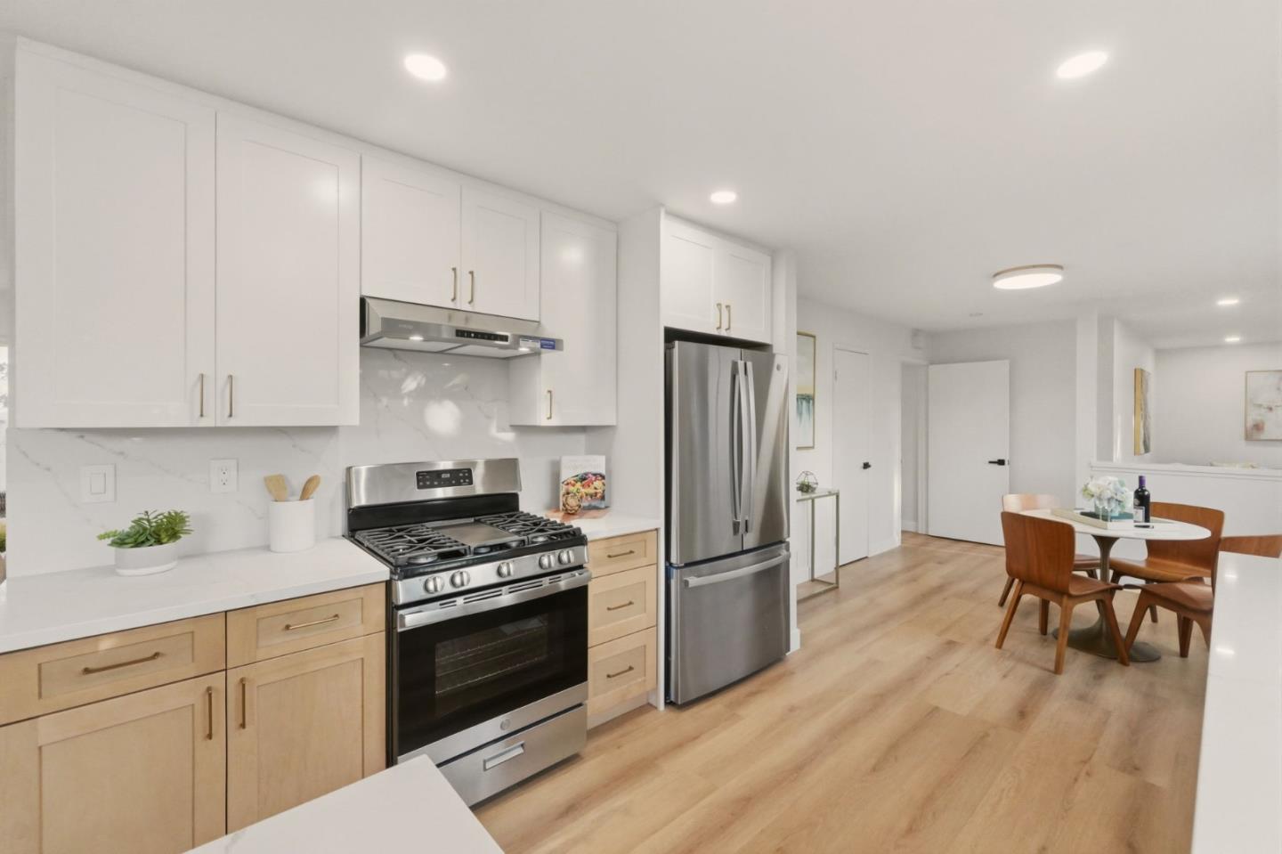 Detail Gallery Image 18 of 65 For 4733 Jarvis Ave, San Jose,  CA 95118 - 4 Beds | 3 Baths