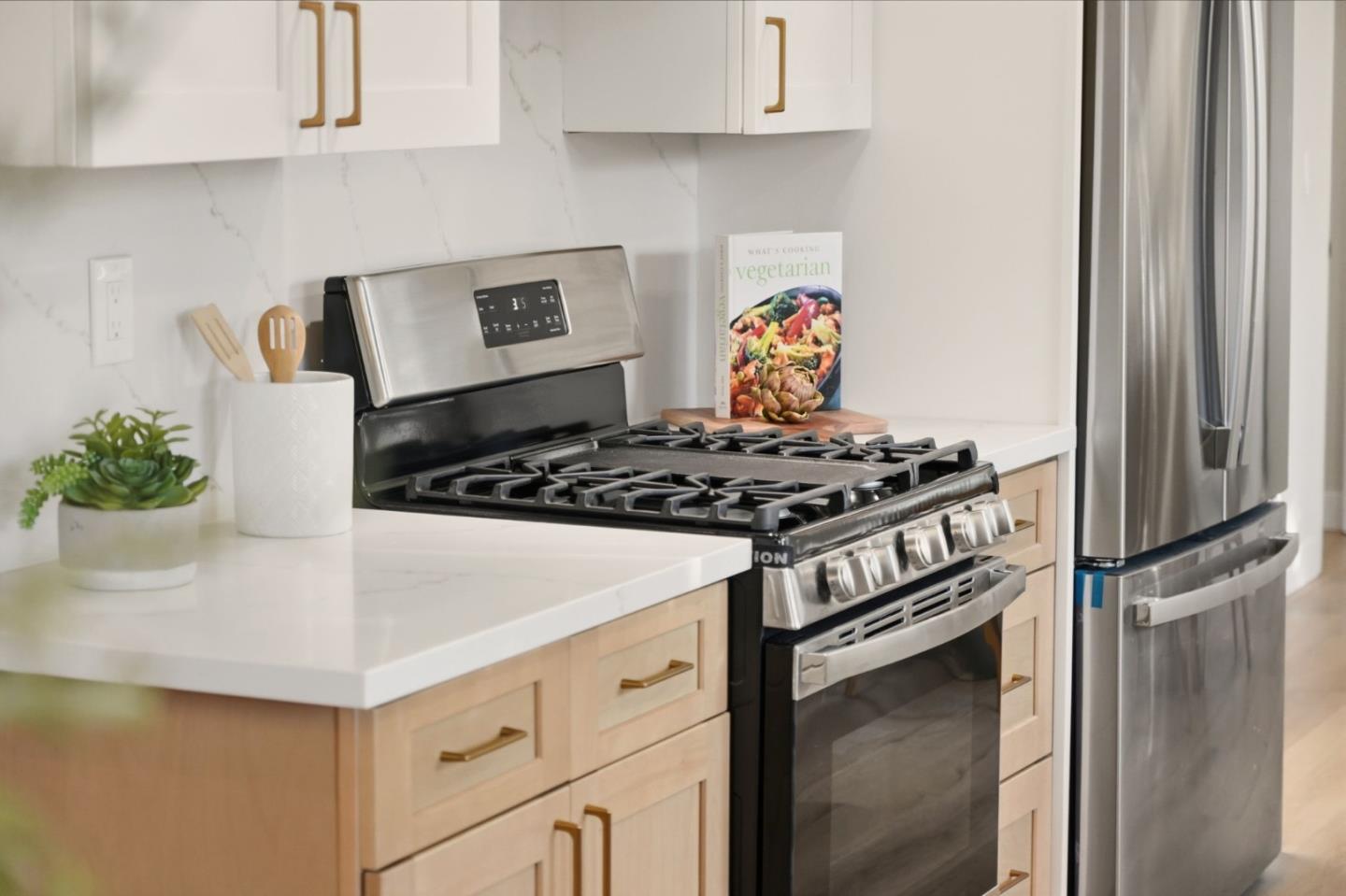 Detail Gallery Image 19 of 65 For 4733 Jarvis Ave, San Jose,  CA 95118 - 4 Beds | 3 Baths