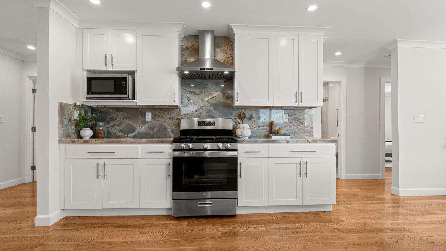 Detail Gallery Image 10 of 34 For 47 Greenwood Dr, South San Francisco,  CA 94080 - 3 Beds | 2 Baths