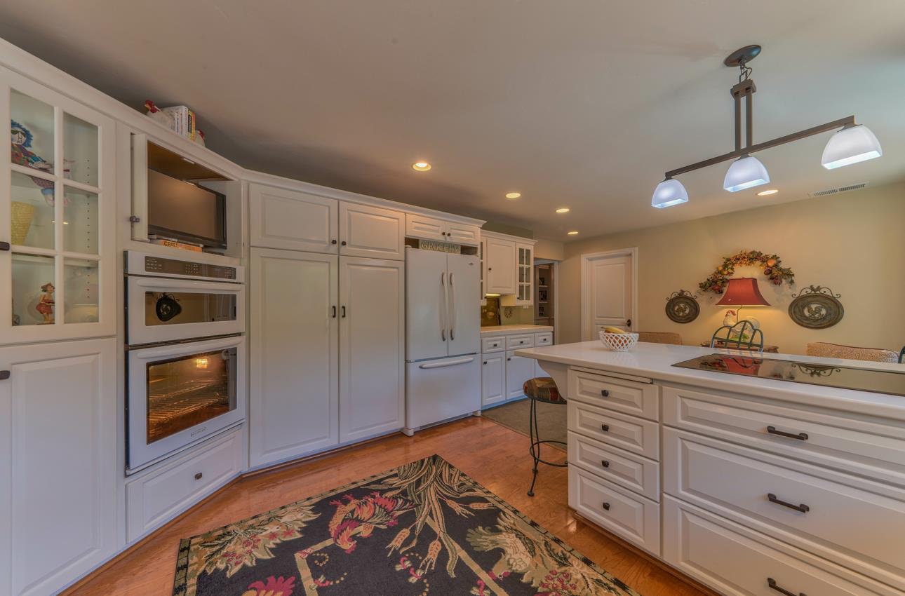 Detail Gallery Image 17 of 61 For 190 San Benancio Rd, Salinas,  CA 93908 - 4 Beds | 4 Baths