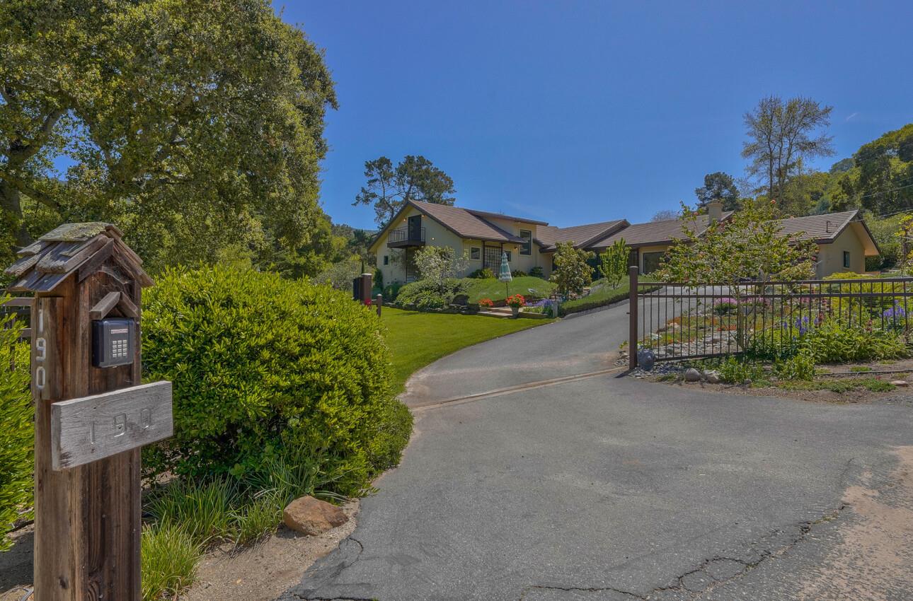 Detail Gallery Image 2 of 61 For 190 San Benancio Rd, Salinas,  CA 93908 - 4 Beds | 4 Baths