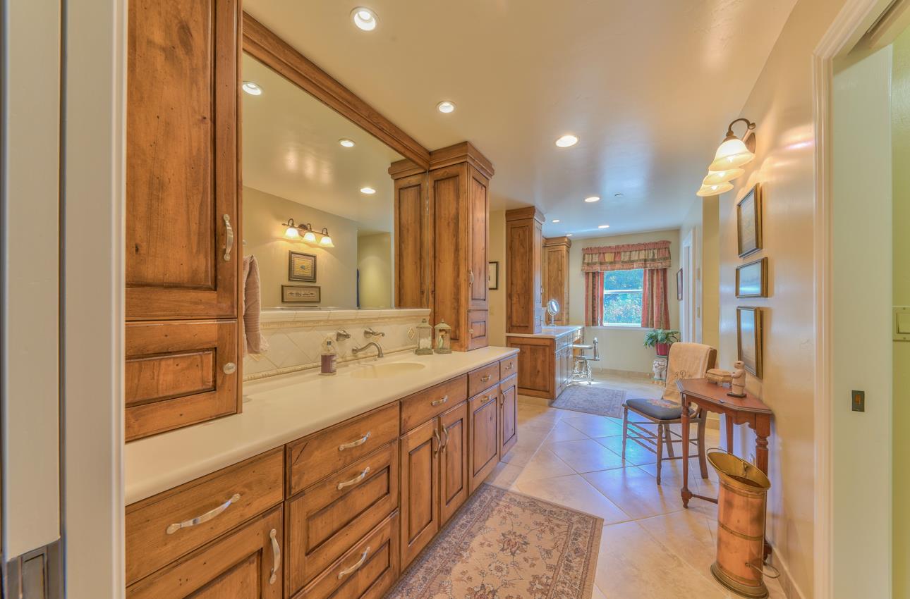 Detail Gallery Image 36 of 61 For 190 San Benancio Rd, Salinas,  CA 93908 - 4 Beds | 4 Baths