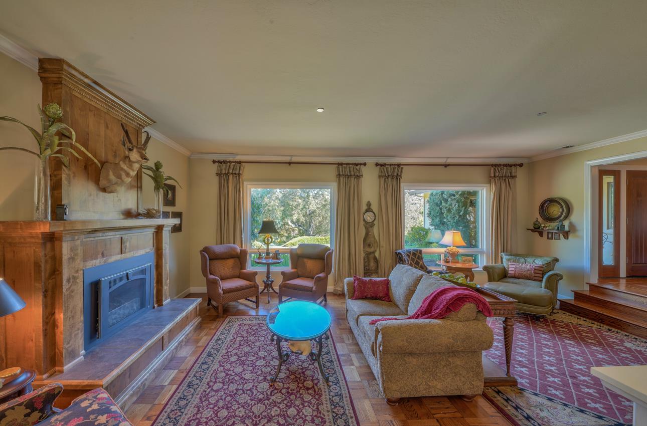 Detail Gallery Image 7 of 61 For 190 San Benancio Rd, Salinas,  CA 93908 - 4 Beds | 4 Baths