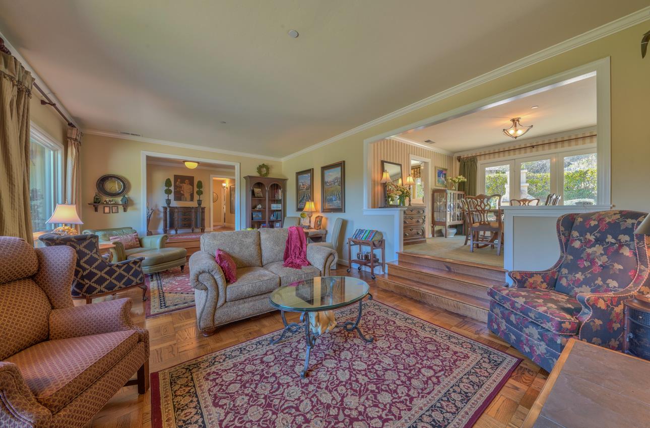 Detail Gallery Image 8 of 61 For 190 San Benancio Rd, Salinas,  CA 93908 - 4 Beds | 4 Baths