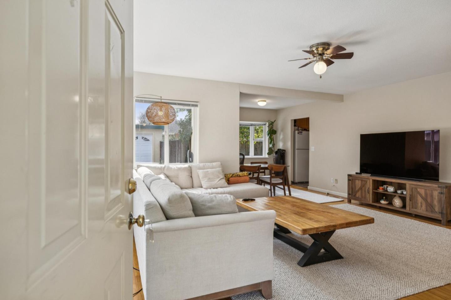 Detail Gallery Image 18 of 33 For 674 Bryson Ave, Palo Alto,  CA 94306 - – Beds | – Baths