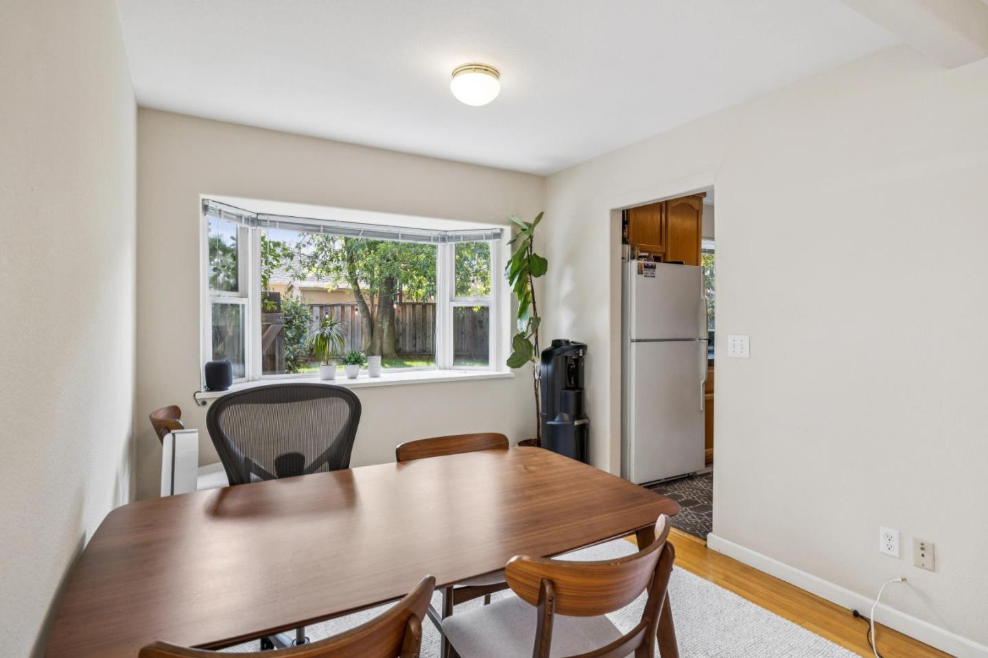 Detail Gallery Image 23 of 33 For 674 Bryson Ave, Palo Alto,  CA 94306 - – Beds | – Baths