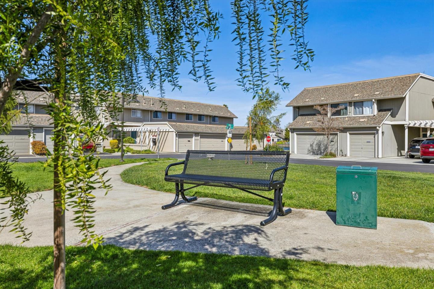 Detail Gallery Image 67 of 75 For 856 Andromeda, Foster City,  CA 94404 - 3 Beds | 2/1 Baths