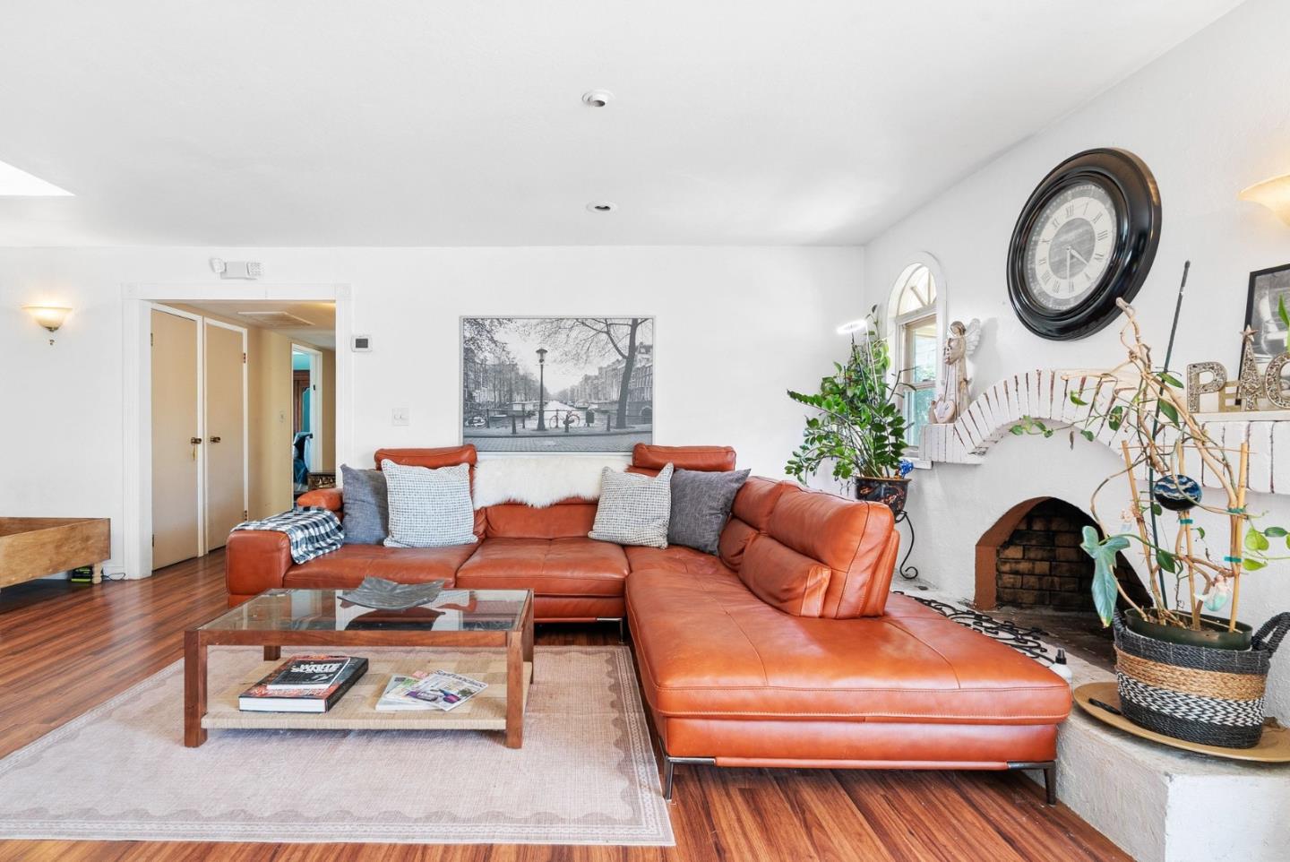 Detail Gallery Image 10 of 32 For 1708 Hallmark, San Jose,  CA 95124 - 5 Beds | 3 Baths