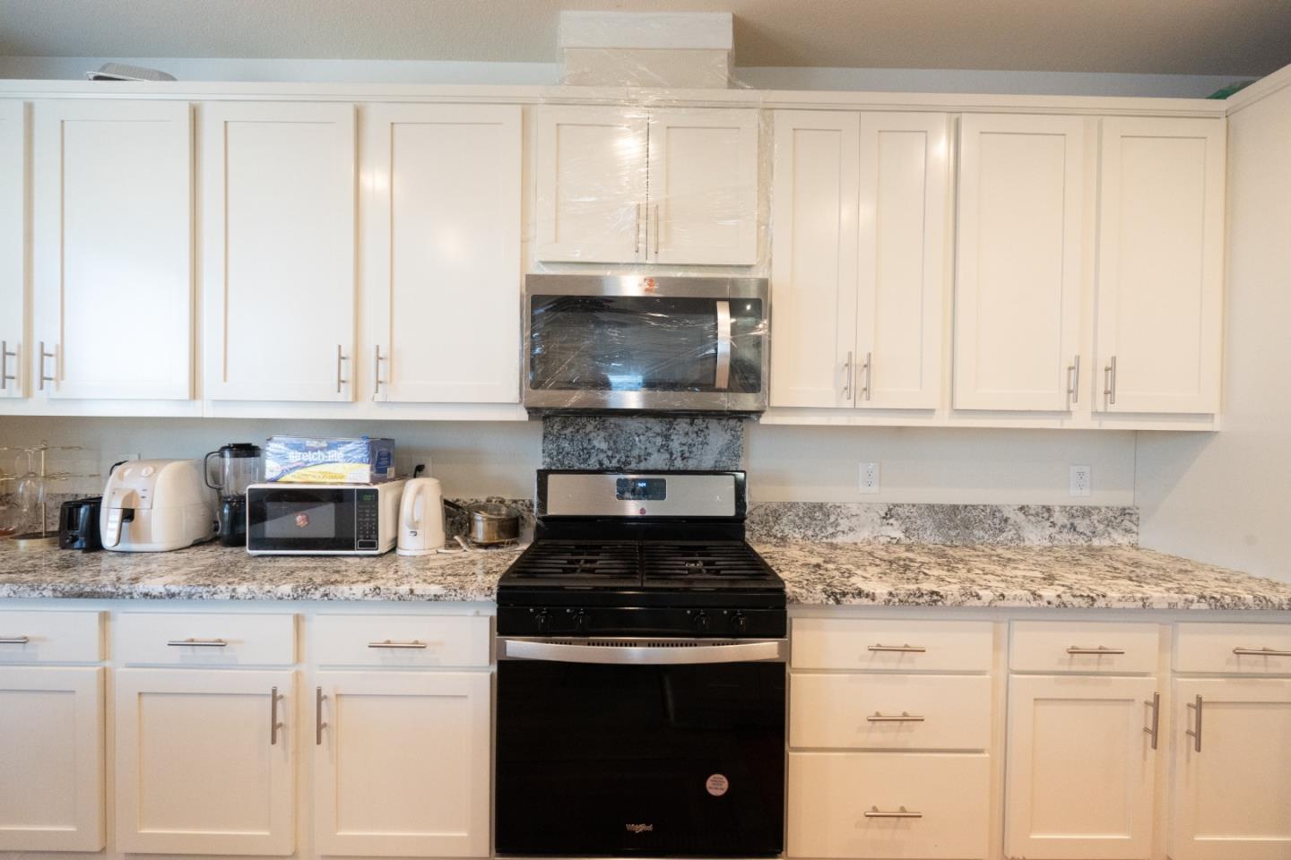 Detail Gallery Image 12 of 34 For 1225 Vienna Dr #731,  Sunnyvale,  CA 94089 - 3 Beds | 3 Baths