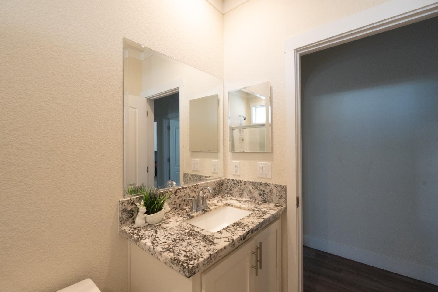 Detail Gallery Image 16 of 34 For 1225 Vienna Dr #731,  Sunnyvale,  CA 94089 - 3 Beds | 3 Baths
