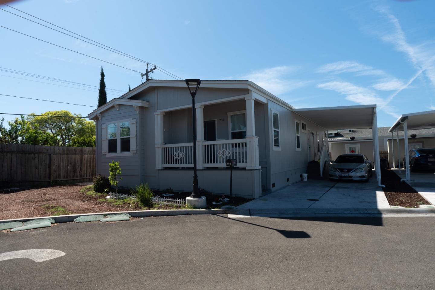 Detail Gallery Image 3 of 34 For 1225 Vienna Dr #731,  Sunnyvale,  CA 94089 - 3 Beds | 3 Baths