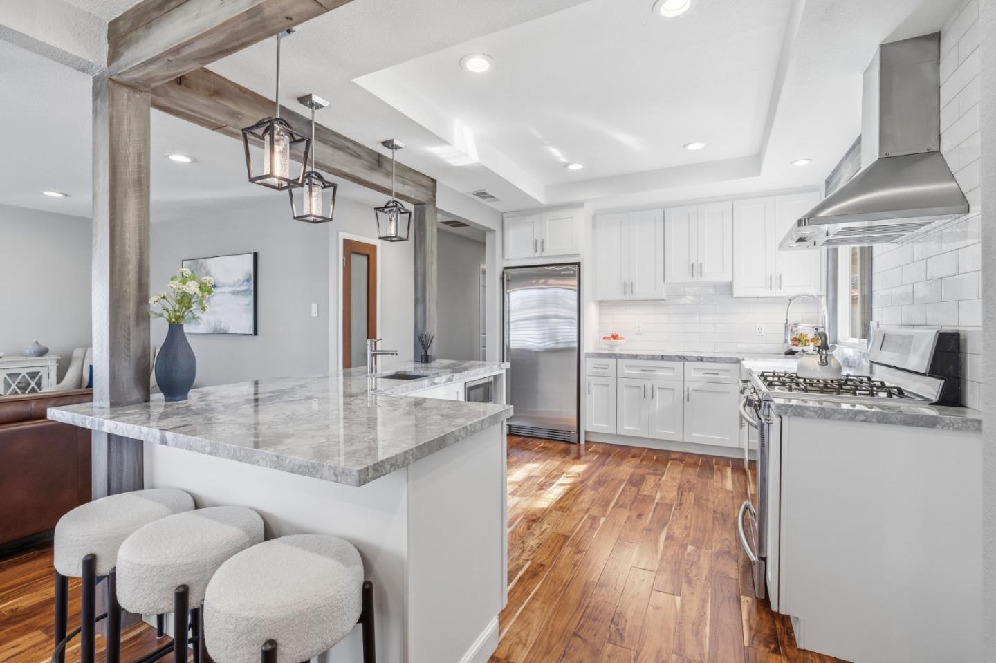 Detail Gallery Image 13 of 34 For 914 Bard St, San Jose,  CA 95127 - 3 Beds | 1 Baths