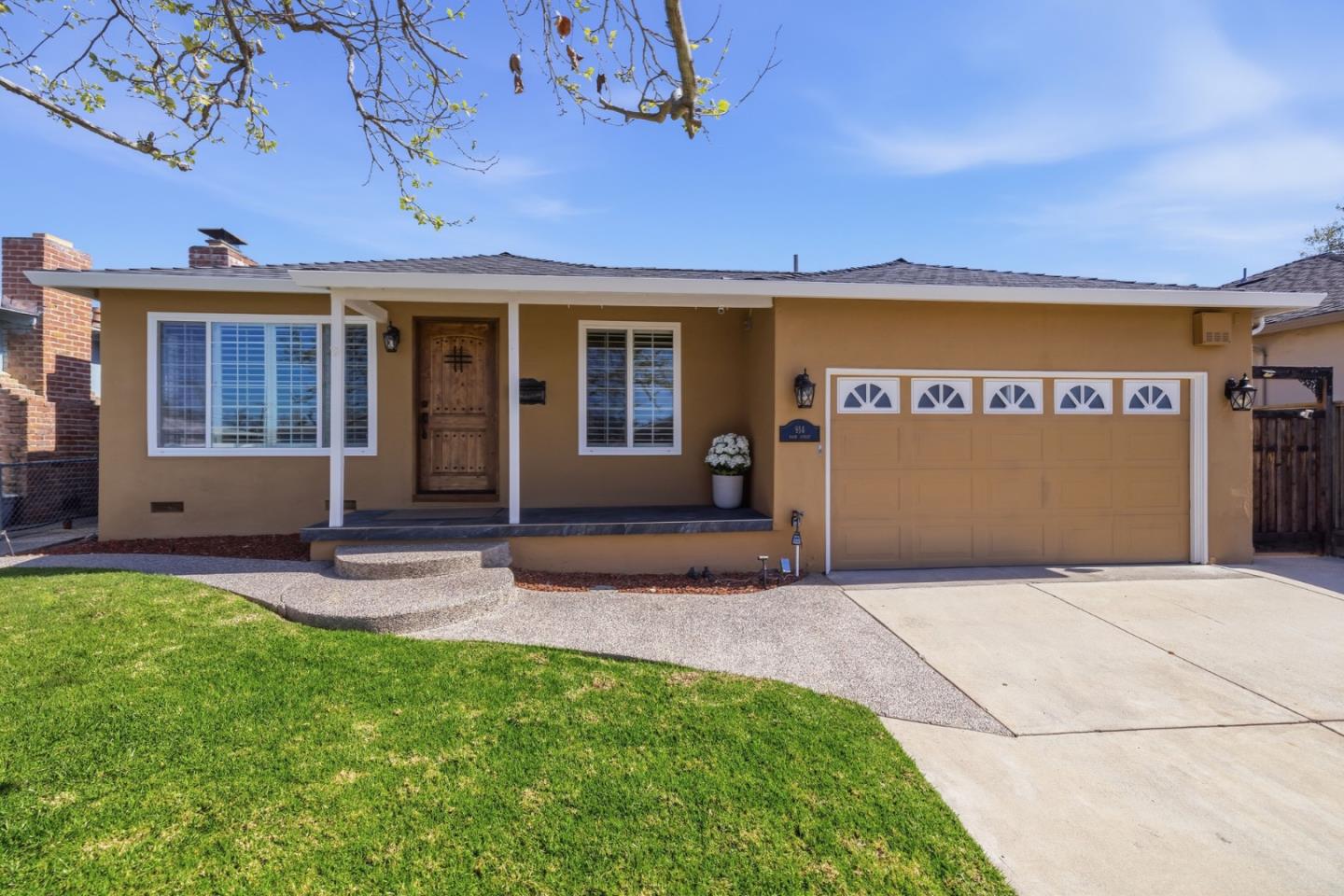 Detail Gallery Image 3 of 34 For 914 Bard St, San Jose,  CA 95127 - 3 Beds | 1 Baths