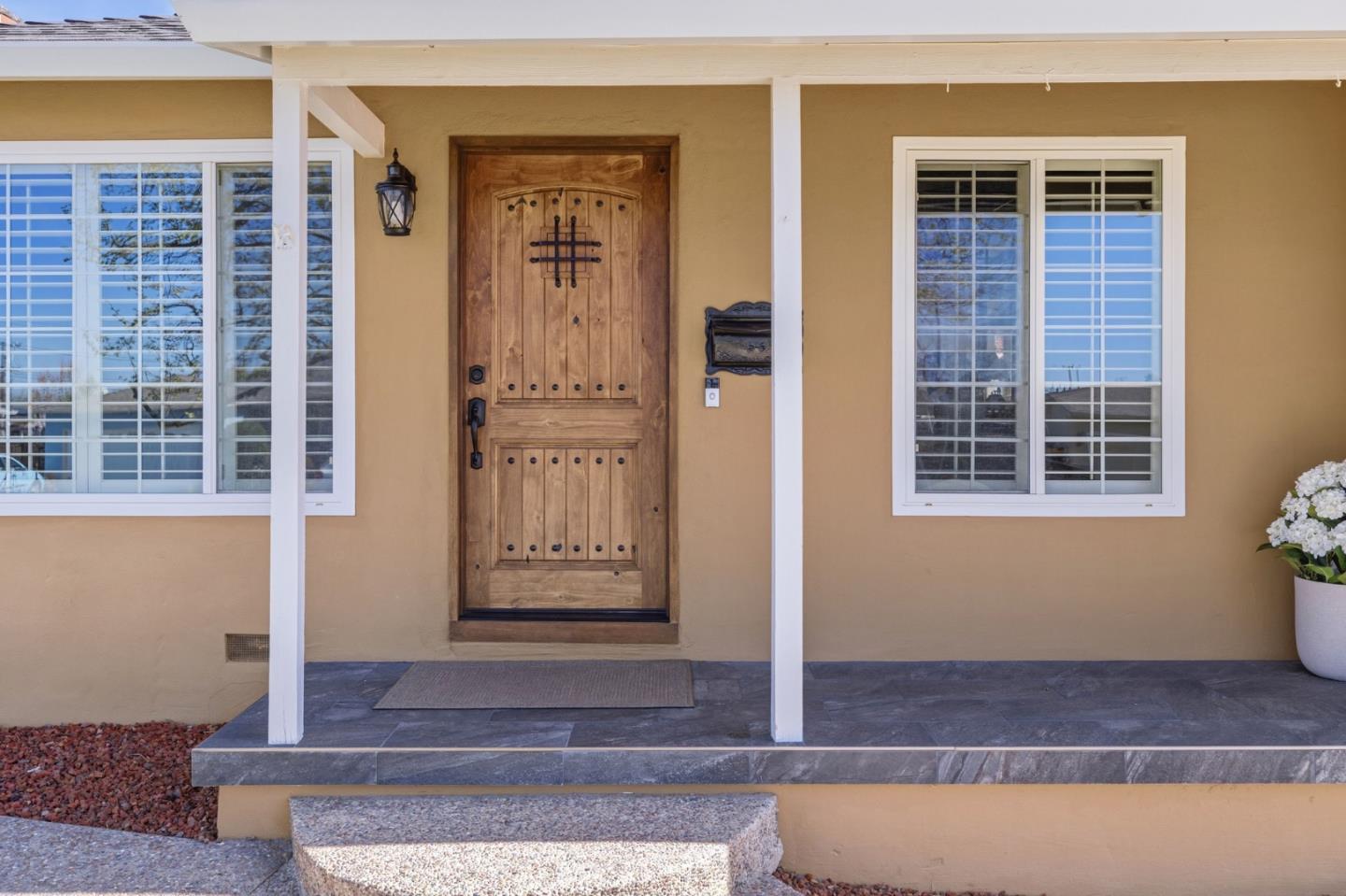 Detail Gallery Image 4 of 34 For 914 Bard St, San Jose,  CA 95127 - 3 Beds | 1 Baths