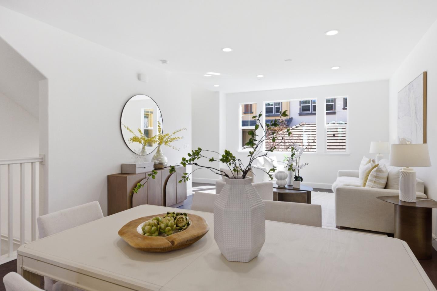 Detail Gallery Image 11 of 68 For 128 Ivory Palm Ter, Sunnyvale,  CA 94086 - 3 Beds | 3/1 Baths