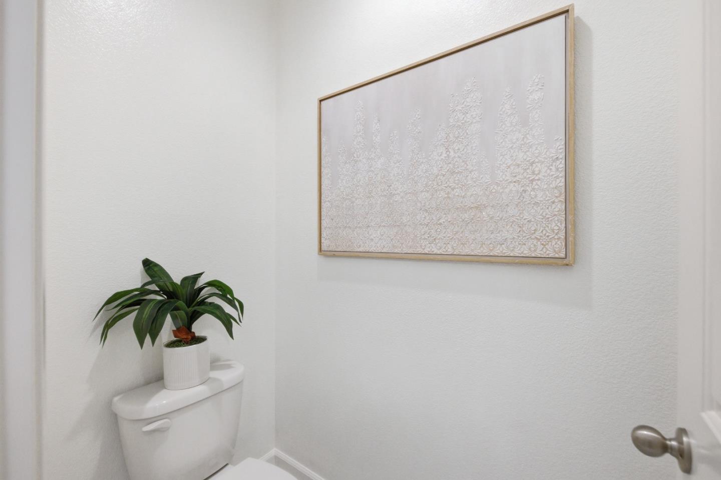 Detail Gallery Image 38 of 68 For 128 Ivory Palm Ter, Sunnyvale,  CA 94086 - 3 Beds | 3/1 Baths