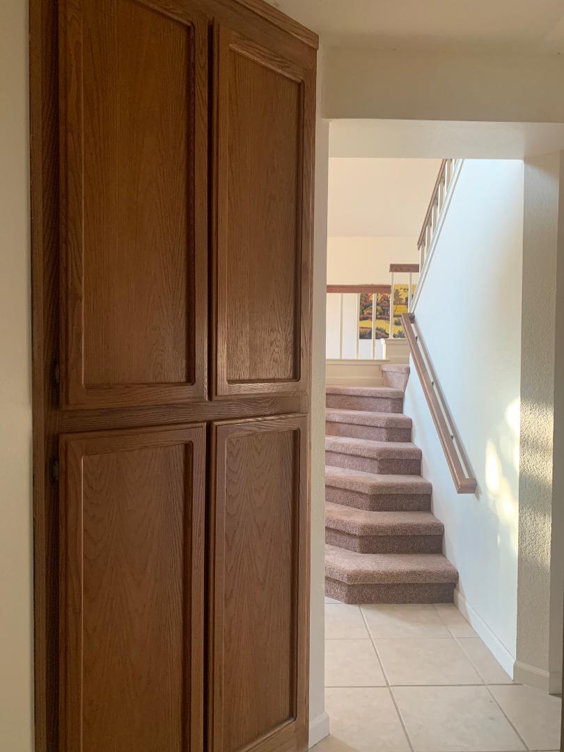 Detail Gallery Image 11 of 45 For 18380 Murphy Springs Dr, Morgan Hill,  CA 95037 - 4 Beds | 3 Baths