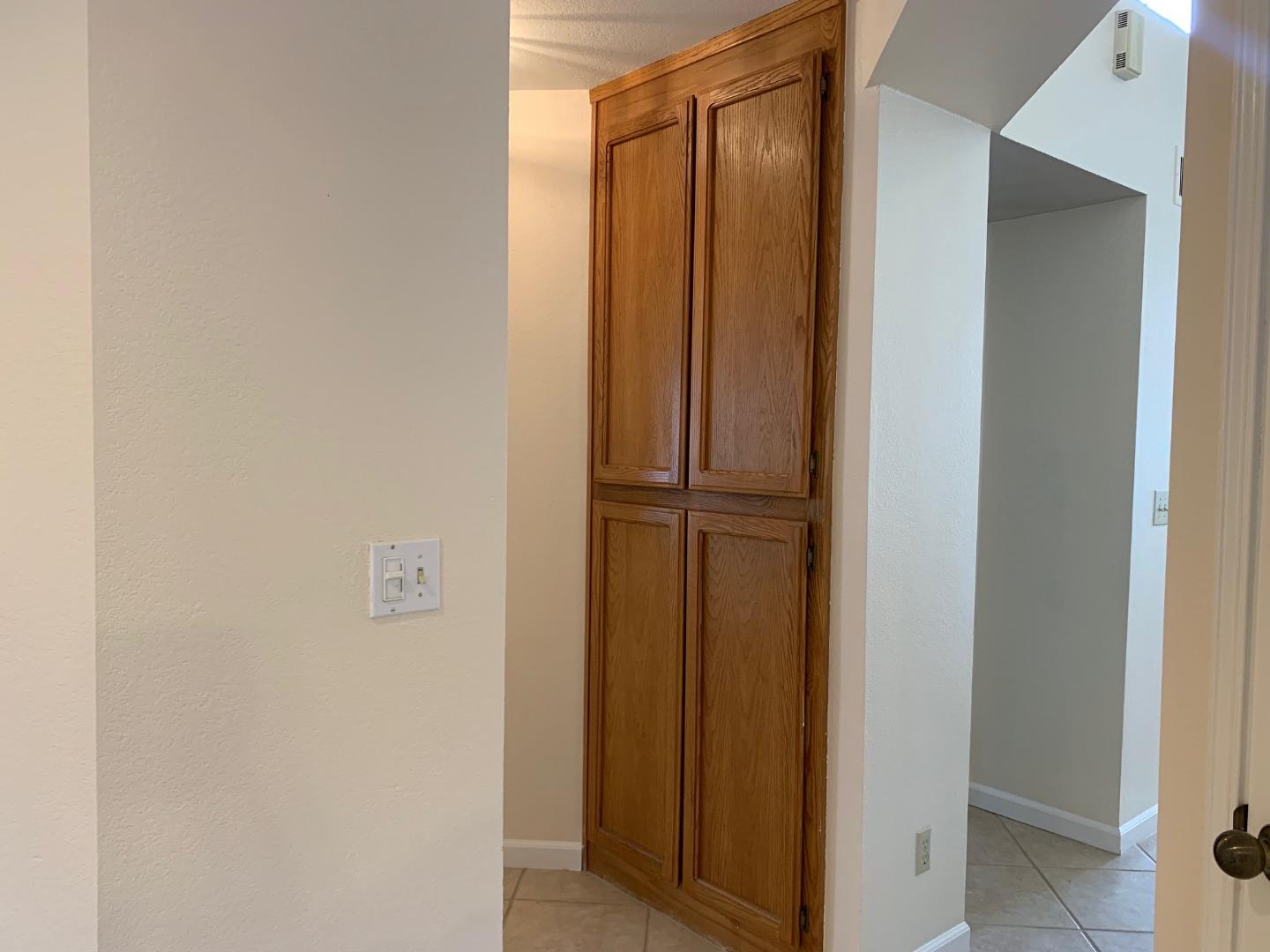 Detail Gallery Image 14 of 45 For 18380 Murphy Springs Dr, Morgan Hill,  CA 95037 - 4 Beds | 3 Baths