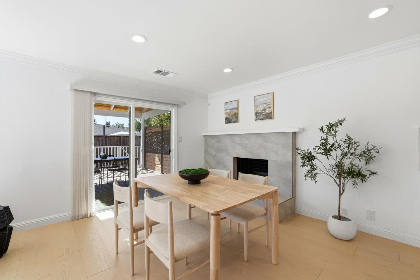 Detail Gallery Image 12 of 28 For 4730 Del Loma Ct, Campbell,  CA 95008 - 4 Beds | 2 Baths