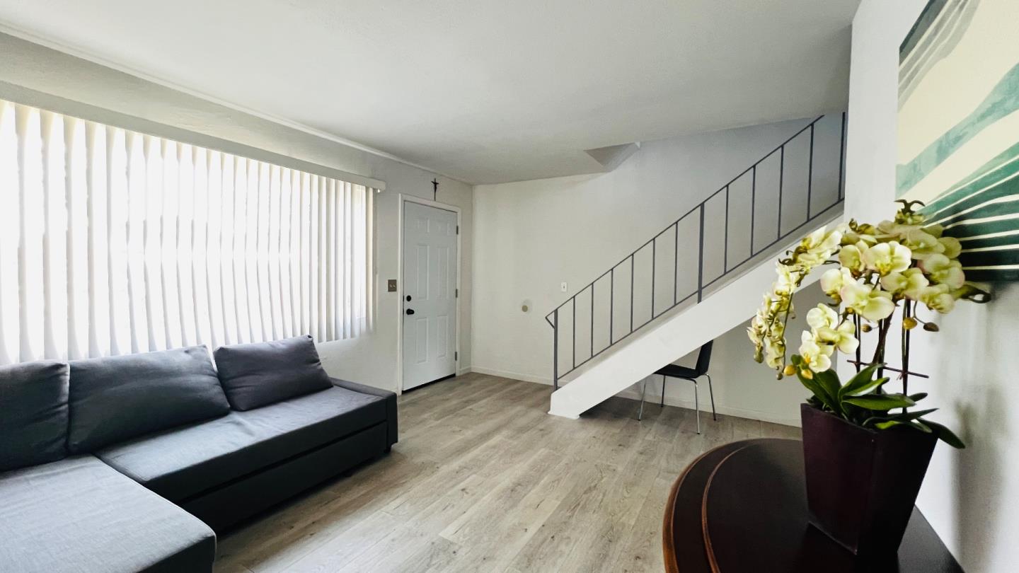 Detail Gallery Image 11 of 25 For 7727 Murray Ave, Gilroy,  CA 95020 - 2 Beds | 1/1 Baths