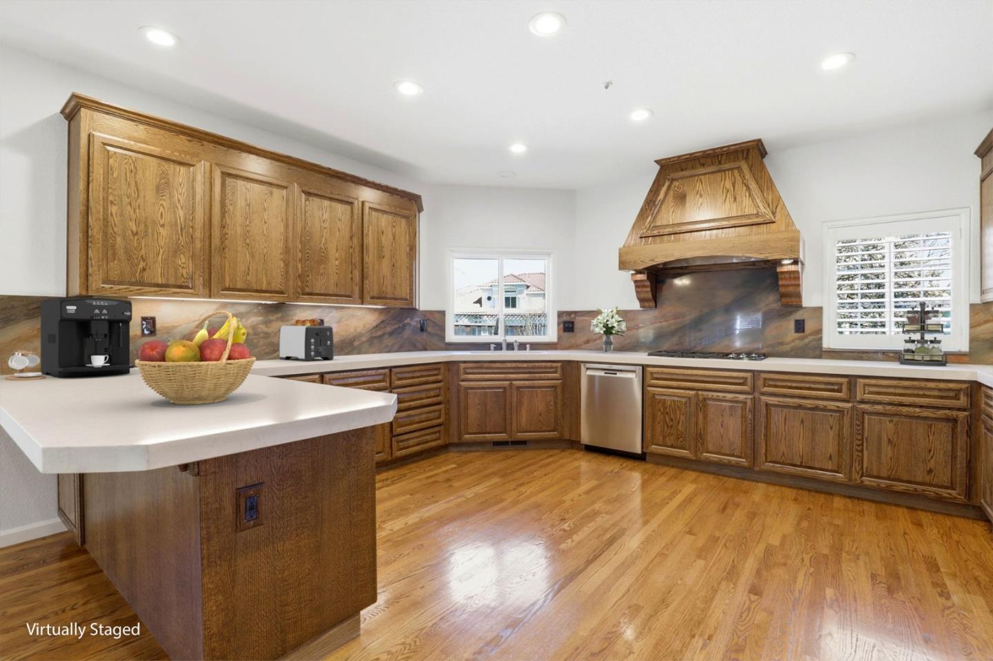 Detail Gallery Image 13 of 62 For 627 Kay Springs Ct, Morgan Hill,  CA 95037 - 4 Beds | 2/1 Baths