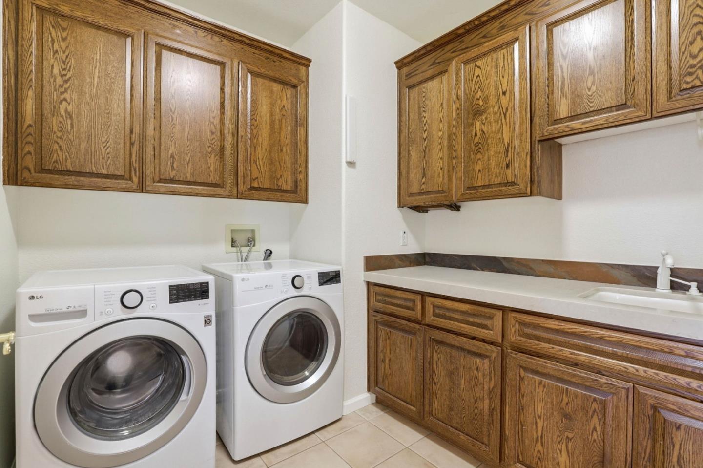 Detail Gallery Image 30 of 62 For 627 Kay Springs Ct, Morgan Hill,  CA 95037 - 4 Beds | 2/1 Baths