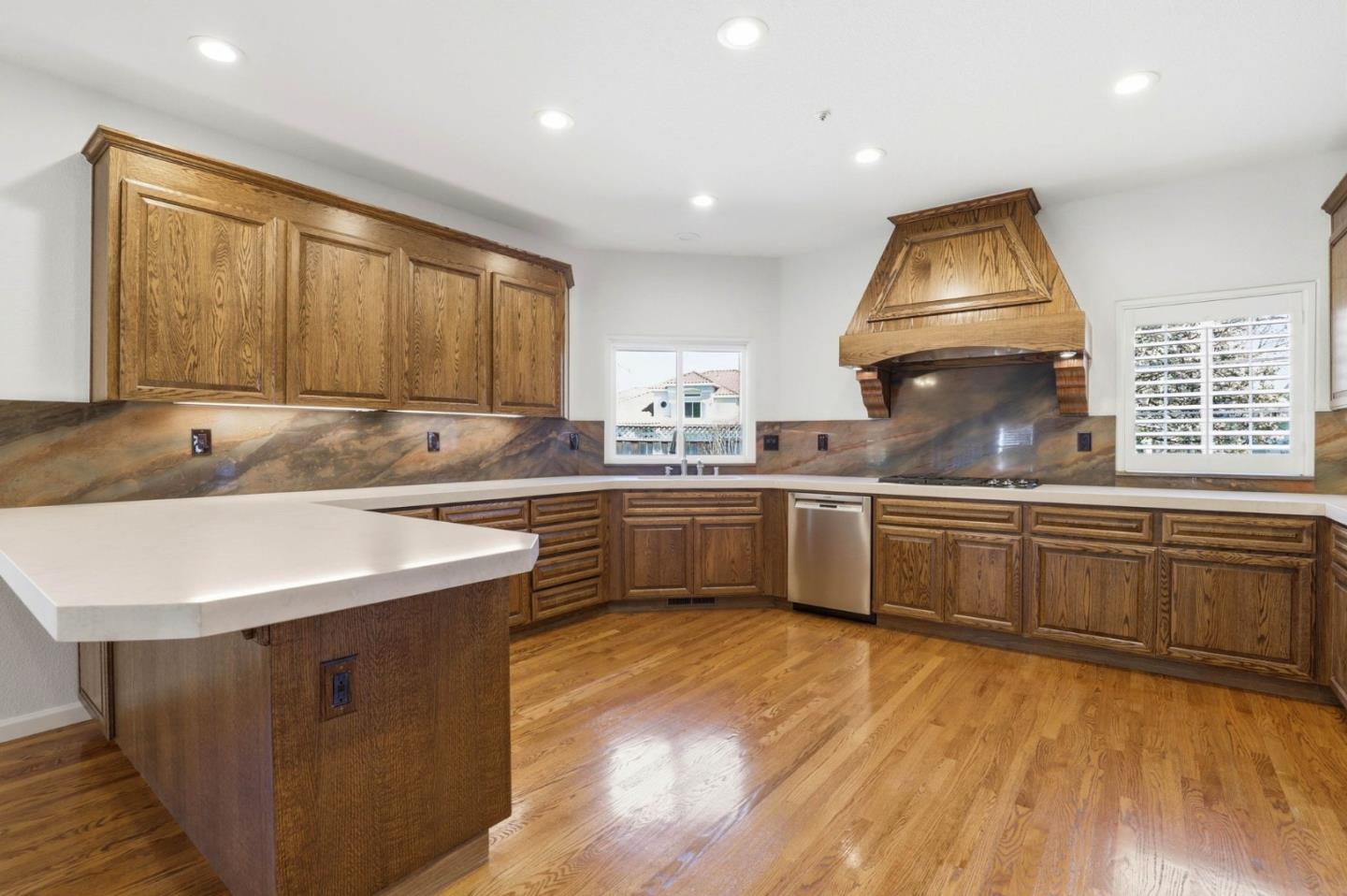 Detail Gallery Image 50 of 62 For 627 Kay Springs Ct, Morgan Hill,  CA 95037 - 4 Beds | 2/1 Baths