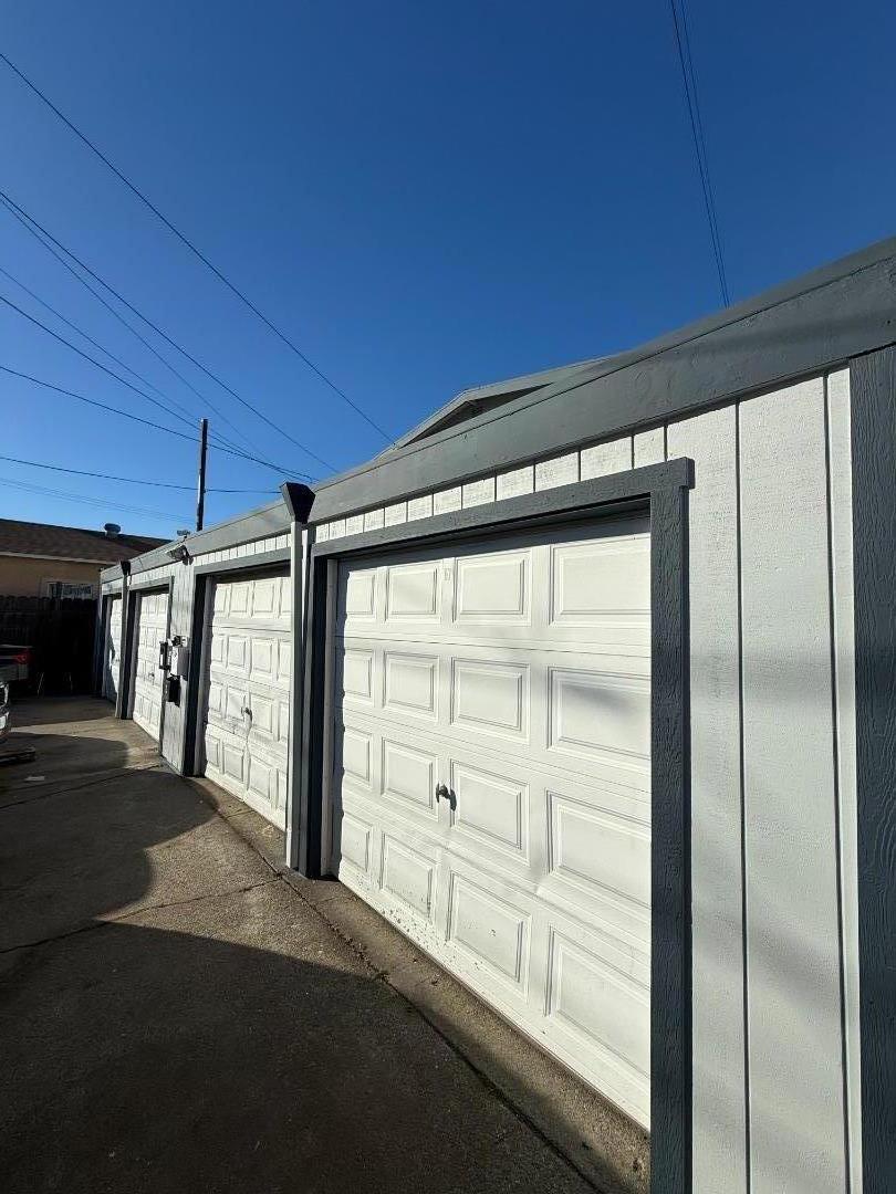 Detail Gallery Image 6 of 6 For 219 Barrett Ave, Richmond,  CA 94801 - – Beds | – Baths