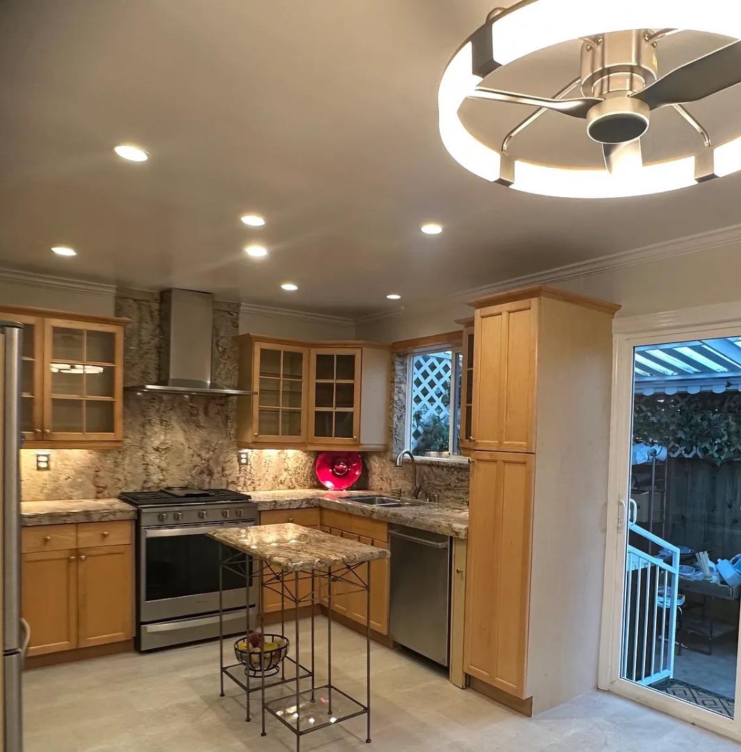 Detail Gallery Image 8 of 32 For 101 Linden Ave, San Bruno,  CA 94066 - 4 Beds | 2 Baths