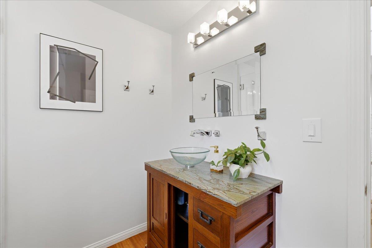 Detail Gallery Image 17 of 43 For 612 Hudson St, Redwood City,  CA 94061 - 4 Beds | 3 Baths