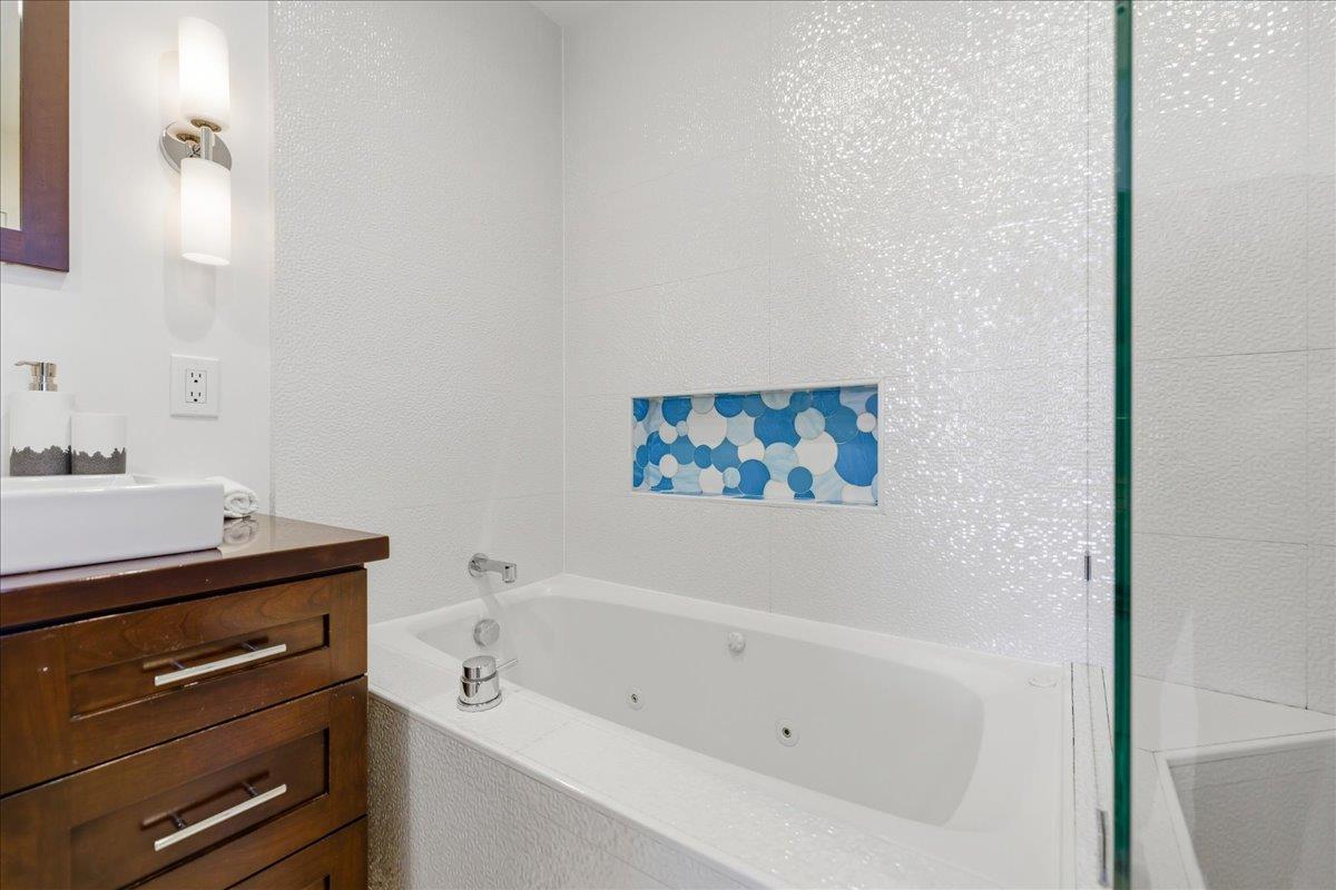 Detail Gallery Image 23 of 43 For 612 Hudson St, Redwood City,  CA 94061 - 4 Beds | 3 Baths