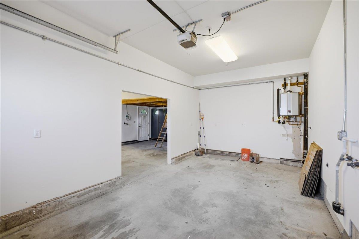 Detail Gallery Image 32 of 43 For 612 Hudson St, Redwood City,  CA 94061 - 4 Beds | 3 Baths