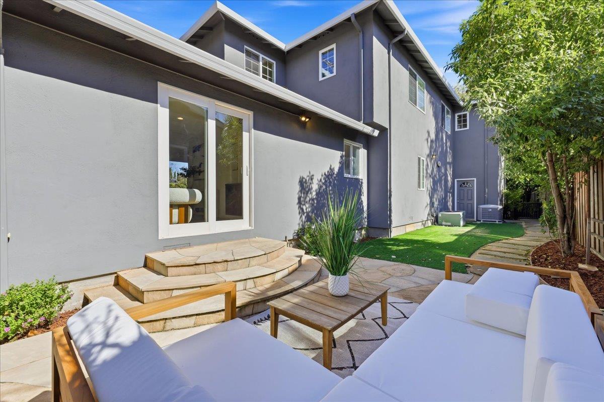 Detail Gallery Image 40 of 43 For 612 Hudson St, Redwood City,  CA 94061 - 4 Beds | 3 Baths