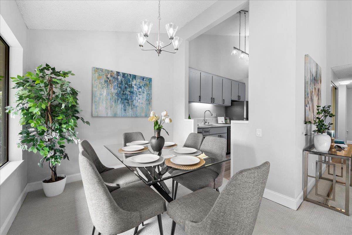 Detail Gallery Image 3 of 24 For 3378 Brittan Ave #16,  San Carlos,  CA 94070 - 2 Beds | 2 Baths