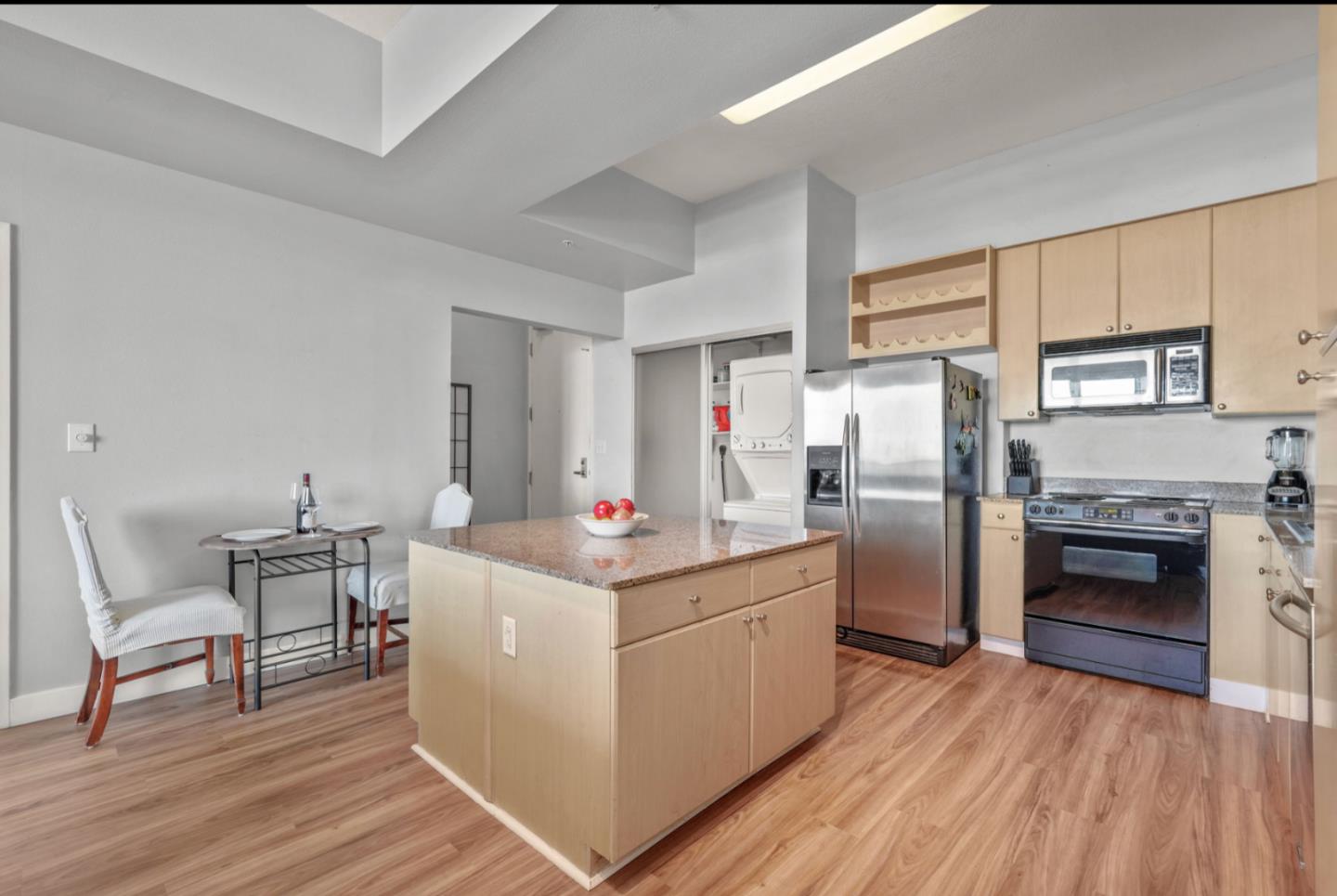 Detail Gallery Image 15 of 15 For 488 E Ocean Blvd #910,  Long Beach,  CA 90802 - 2 Beds | 2 Baths