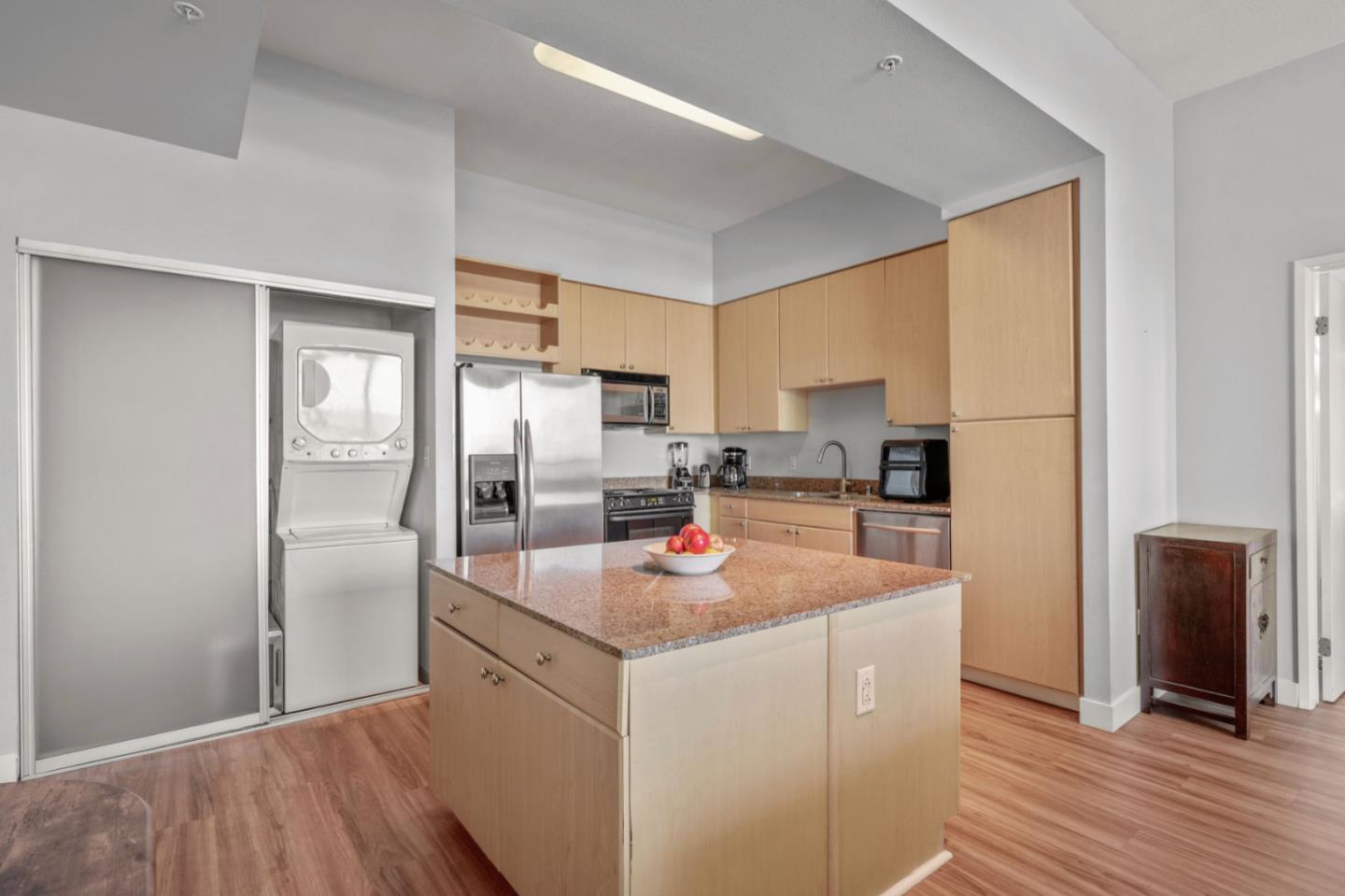 Detail Gallery Image 9 of 15 For 488 E Ocean Blvd #910,  Long Beach,  CA 90802 - 2 Beds | 2 Baths