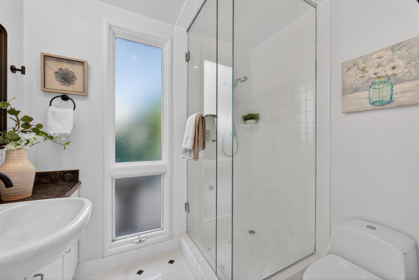 Detail Gallery Image 21 of 47 For 1680 Hanchett Ave, San Jose,  CA 95128 - 3 Beds | 2 Baths