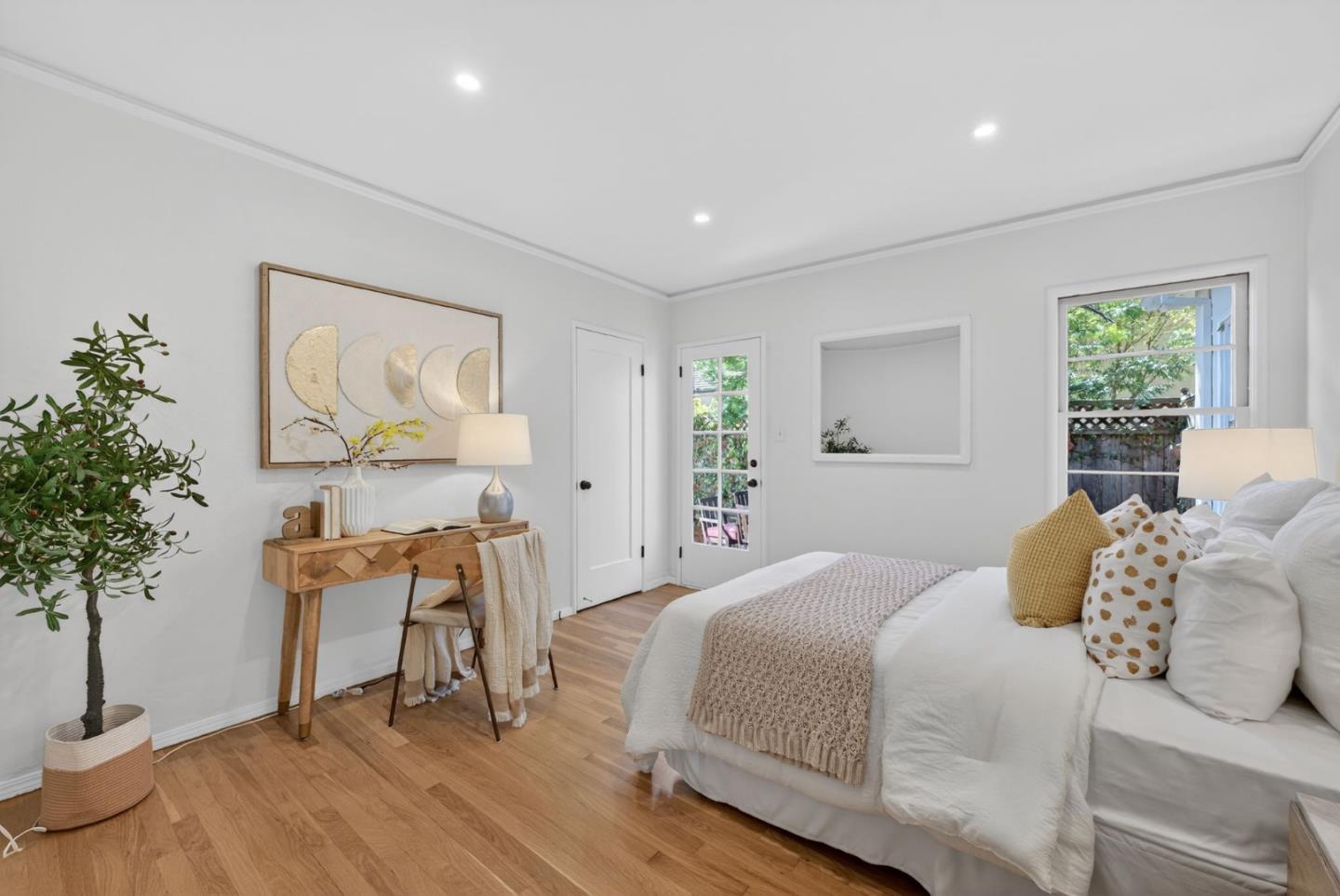 Detail Gallery Image 22 of 47 For 1680 Hanchett Ave, San Jose,  CA 95128 - 3 Beds | 2 Baths