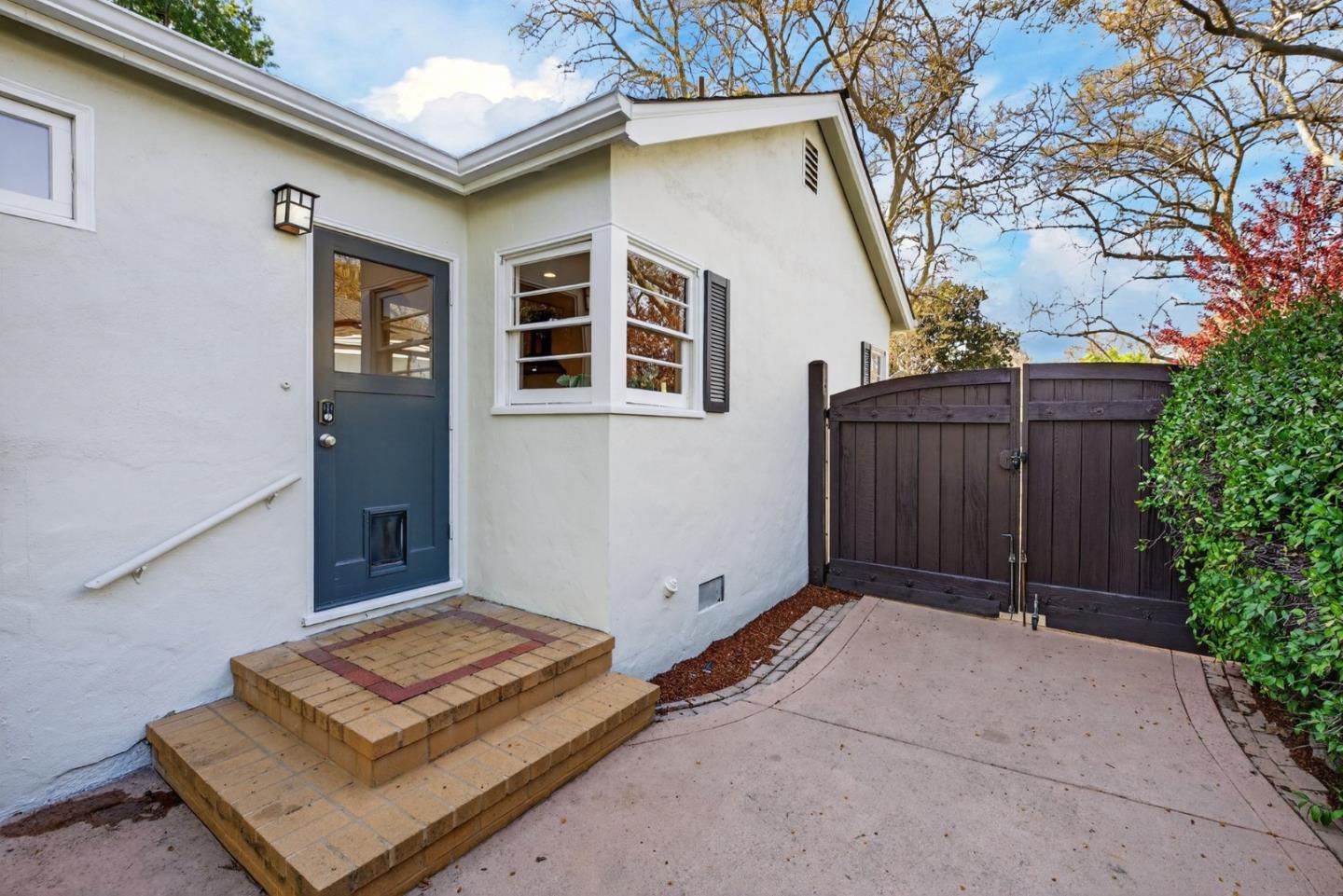 Detail Gallery Image 34 of 47 For 1680 Hanchett Ave, San Jose,  CA 95128 - 3 Beds | 2 Baths