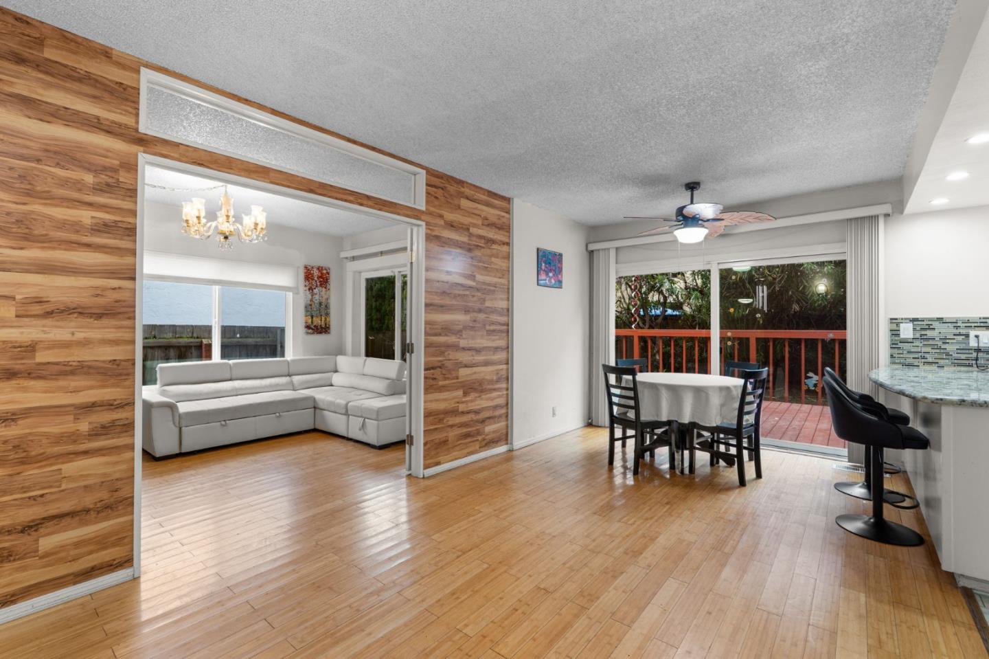 Detail Gallery Image 14 of 30 For 60 Beach Park Blvd, Foster City,  CA 94404 - 4 Beds | 3 Baths