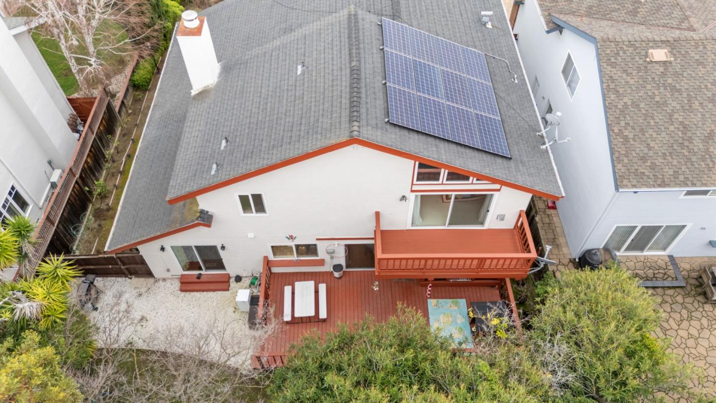 Detail Gallery Image 2 of 30 For 60 Beach Park Blvd, Foster City,  CA 94404 - 4 Beds | 3 Baths