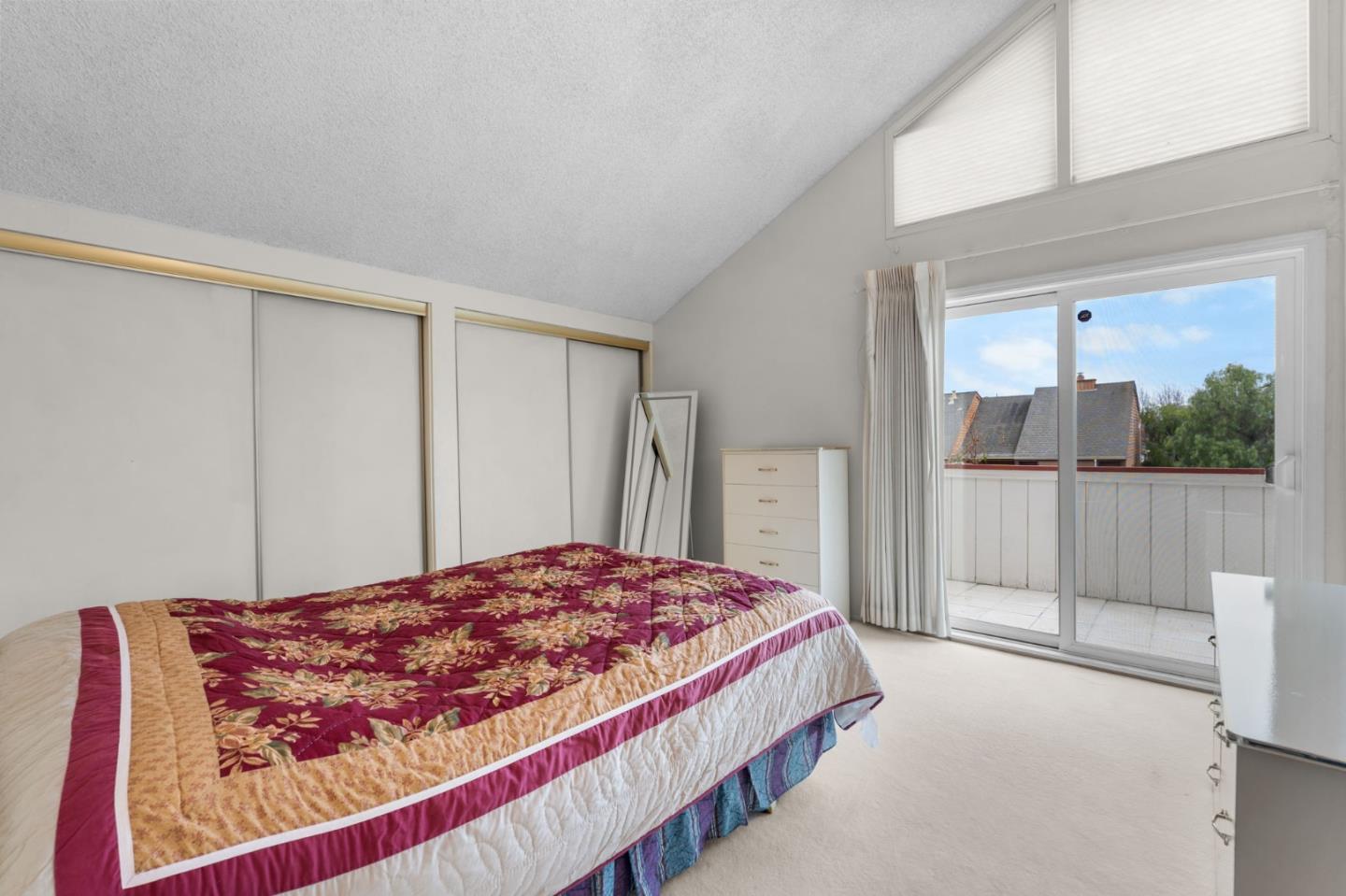 Detail Gallery Image 21 of 30 For 60 Beach Park Blvd, Foster City,  CA 94404 - 4 Beds | 3 Baths