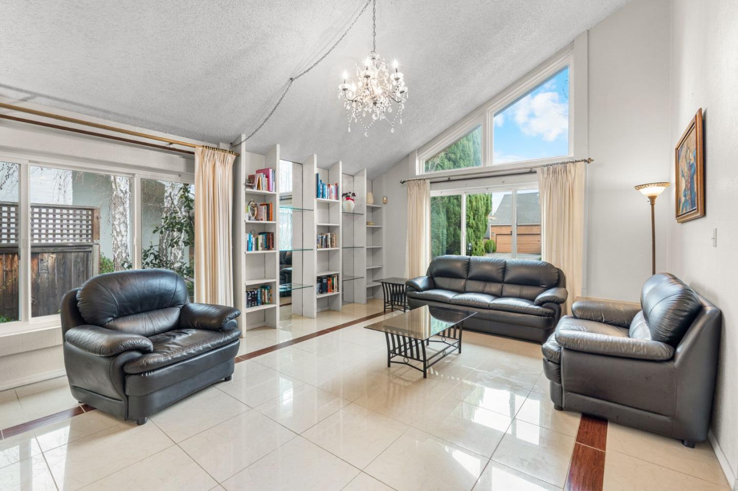 Detail Gallery Image 4 of 30 For 60 Beach Park Blvd, Foster City,  CA 94404 - 4 Beds | 3 Baths