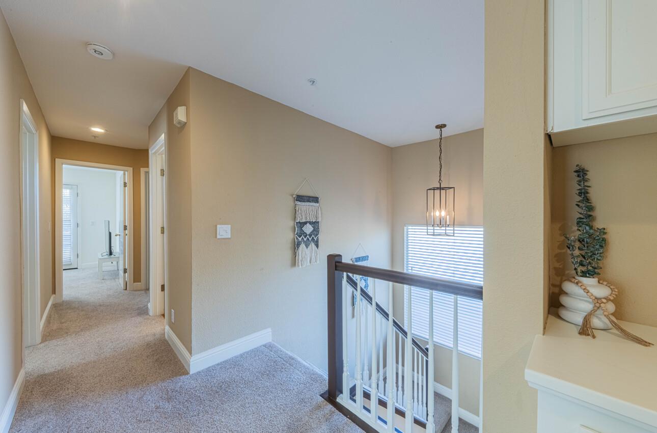 Detail Gallery Image 19 of 45 For 27312 Bavella Way, Salinas,  CA 93908 - 4 Beds | 2/1 Baths