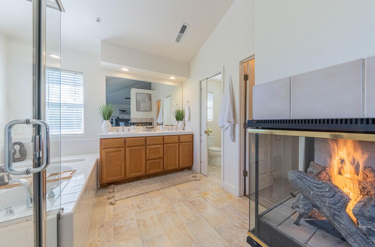 Detail Gallery Image 25 of 45 For 27312 Bavella Way, Salinas,  CA 93908 - 4 Beds | 2/1 Baths